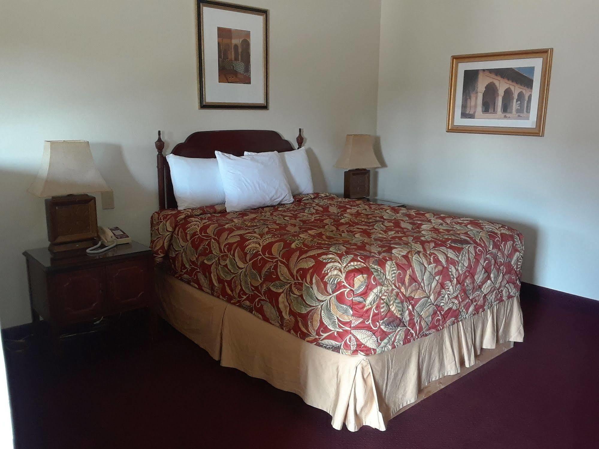 Cedar Glade Resort Horseshoe Bend Exterior foto